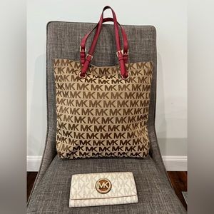 MK Tote bag w/ FREE wallet